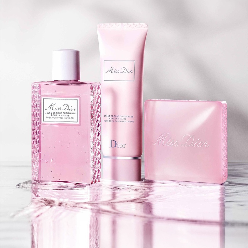 NIB Miss Dior The Rose Bar Blooming Soft & Scented Soap. - Picture 9 of 10